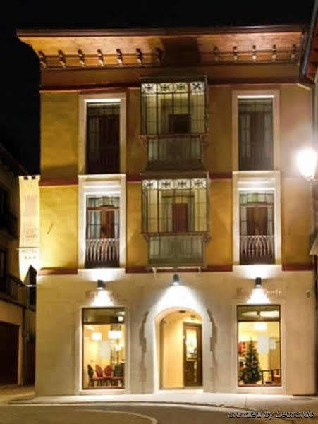 Hotel Rincon Del Conde León Zewnętrze zdjęcie